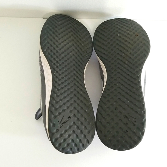 NIKE BOYS RUNNING SHOES​​​​​ - Picture 4 of 5